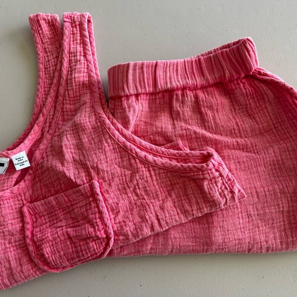 Noisy may Other - Pink Textured Tank and Shorts Set